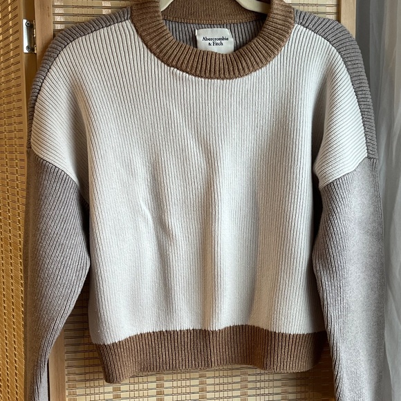 A&F Colorblock Sweater (Womens S) - Picture 1 of 3